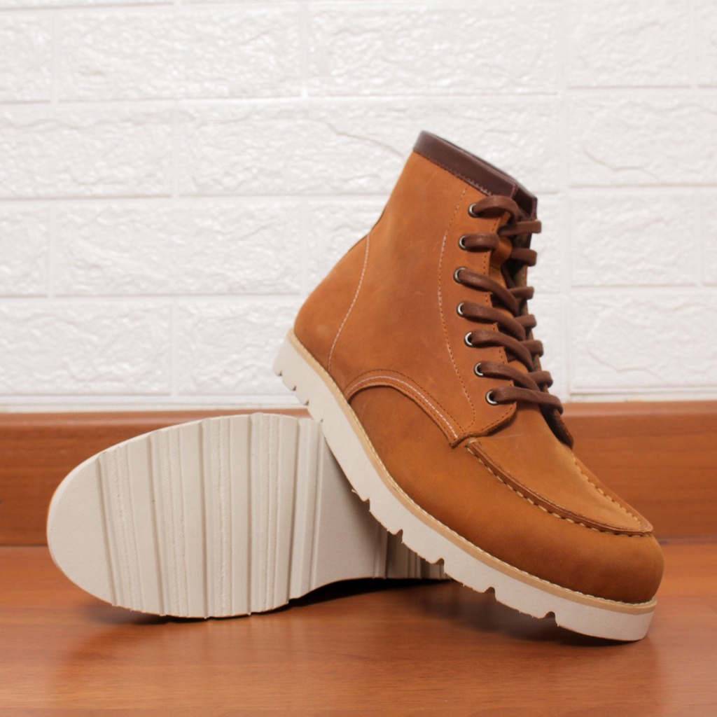 sepatu boot moctoe warna tan sepatu boot kulit crazyhorse sepatu kulit asli pria model Edgar