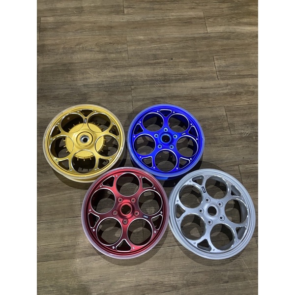 velg luigy vespa