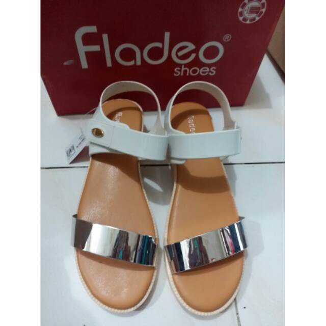 sandal wanita LDT2321RVWHT size 38 merk Fladeo