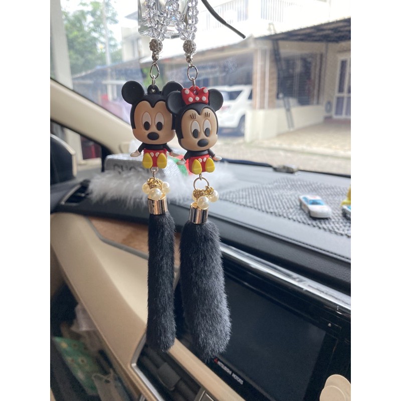 gantungan spion mobil mickey minnie bulu gantungan