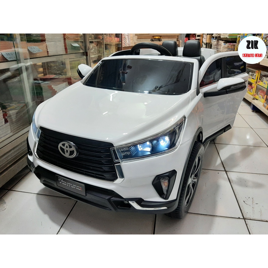 Jual Mobil Aki Anak TOYOTA INNOVA VENTURER LISENSI ( AKI DAN REMOTE