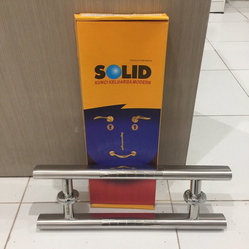 HANDLE PINTU SOLID P64-18 45CM