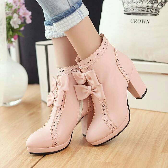 *Kualitas Terbaik*                                LS SEPATU BOOTS HEELS PINK SALEM WANITA CEWEK
