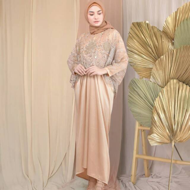 Evelina gali by judith.id