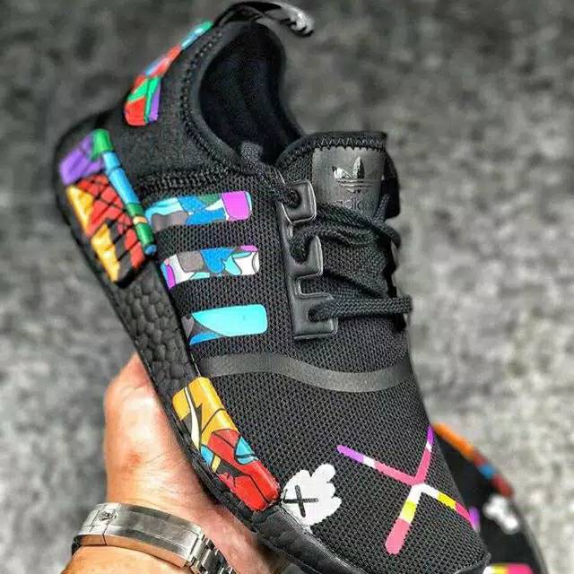 kaws x adidas nmd