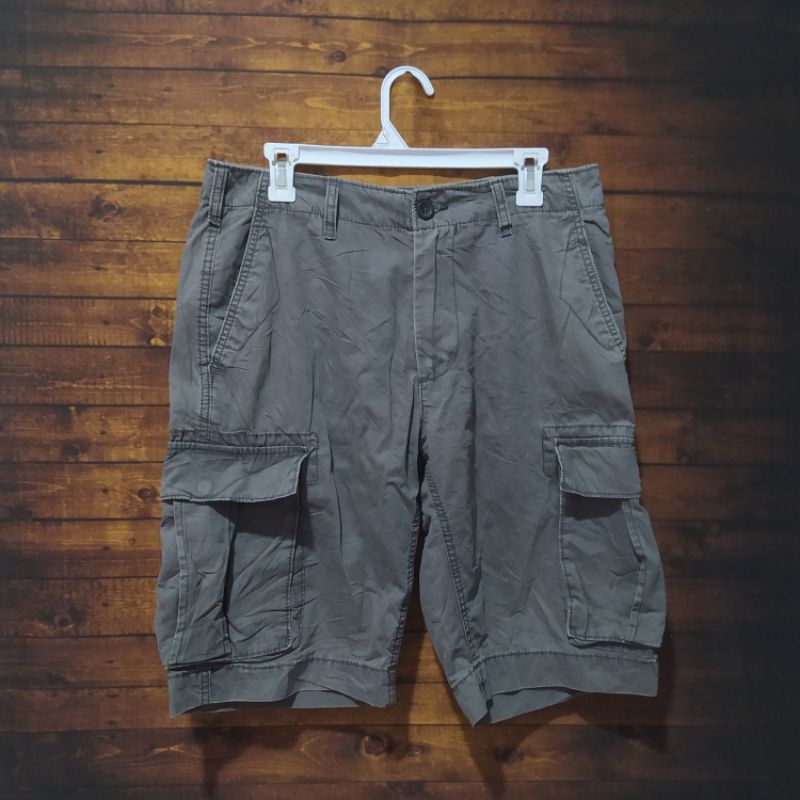 gap khakis cargo (celana pendek second)