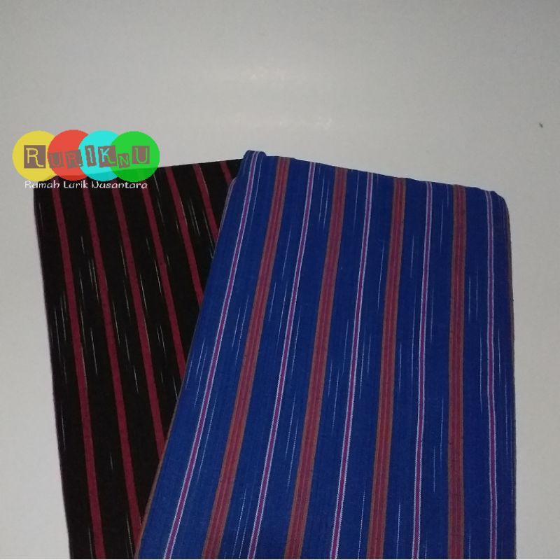 kebaya wanita Kain Lurik Gerimis Tumpal motif elegan dan menarik.