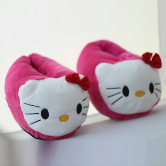 Sepatu boneka dewasa