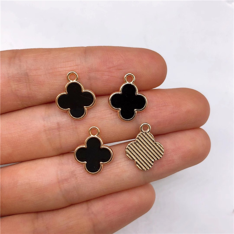 4 Pcs Liontin Kalung Alloy Model Kupukupubunga 30 Model Warna Hitam Untuk Wanita Charms