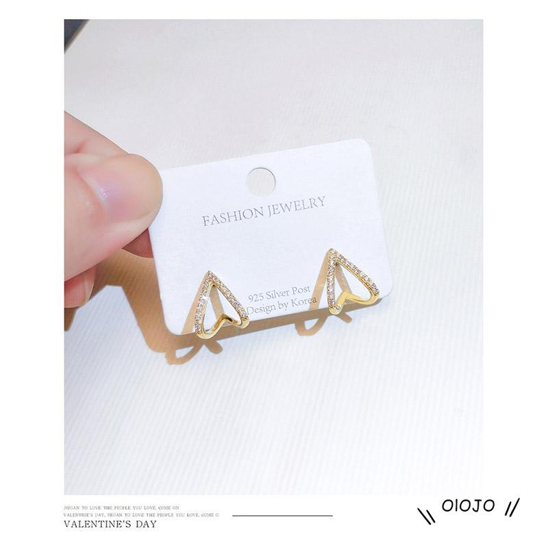 【COD】Anting Tusuk Bentuk V Hias Zircon Gaya Simple Berkilau Untuk Wanita