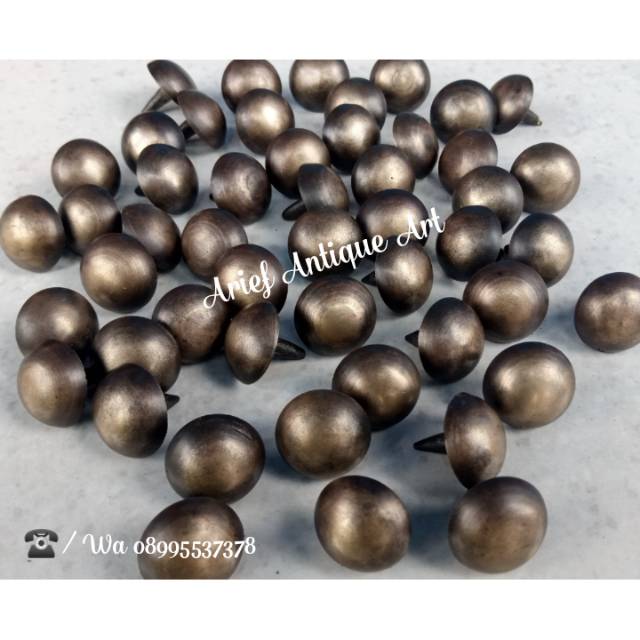 Paku pines / paku Kuningan ornamen pintu gebyok