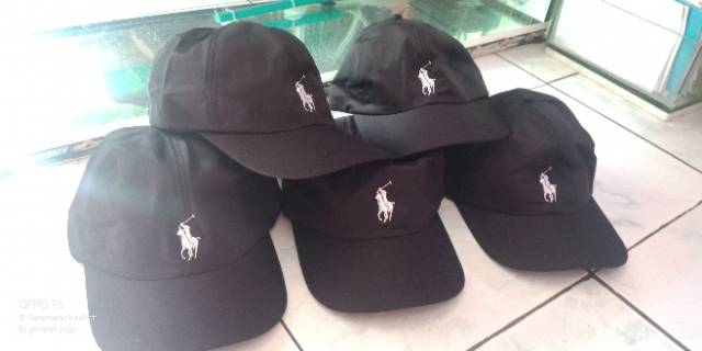 Topi bordir casual hitam