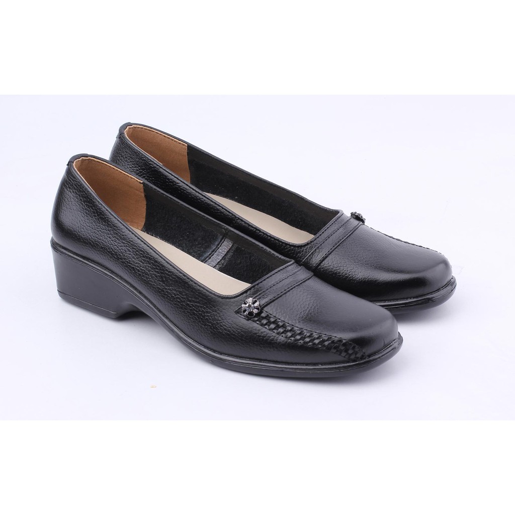 Sepatu Kerja Wanita Heels 5 cm Hitam Leather Catenzo DM114