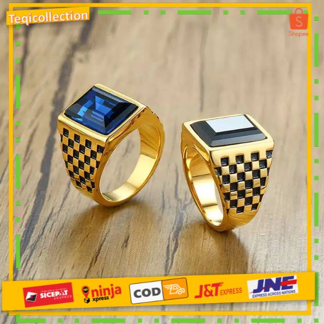 Cincin pria motif kotak catur