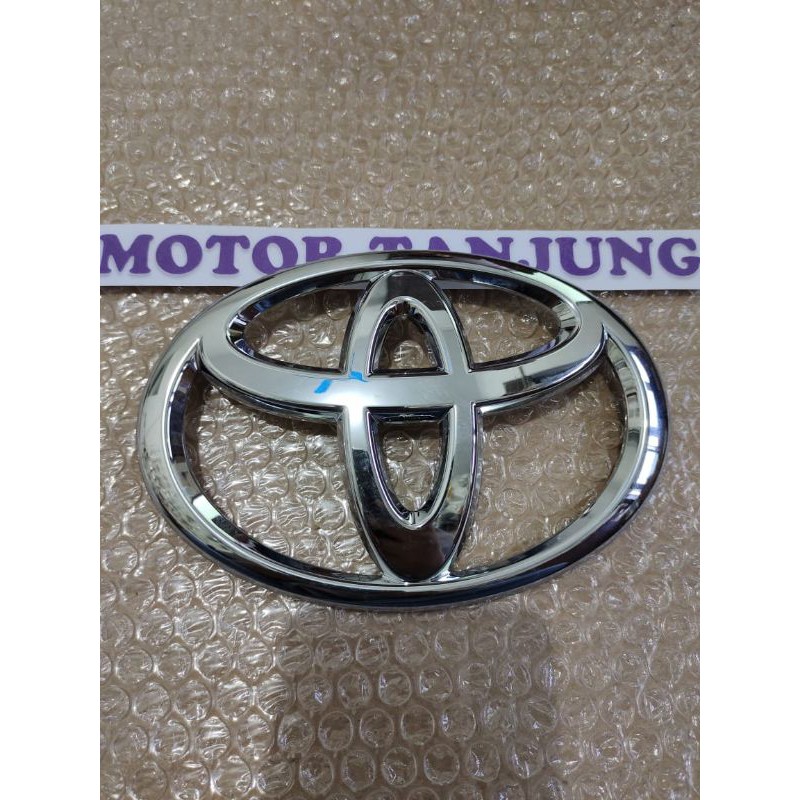 emblem Logo agya original depan atau belakang  + lem perekat