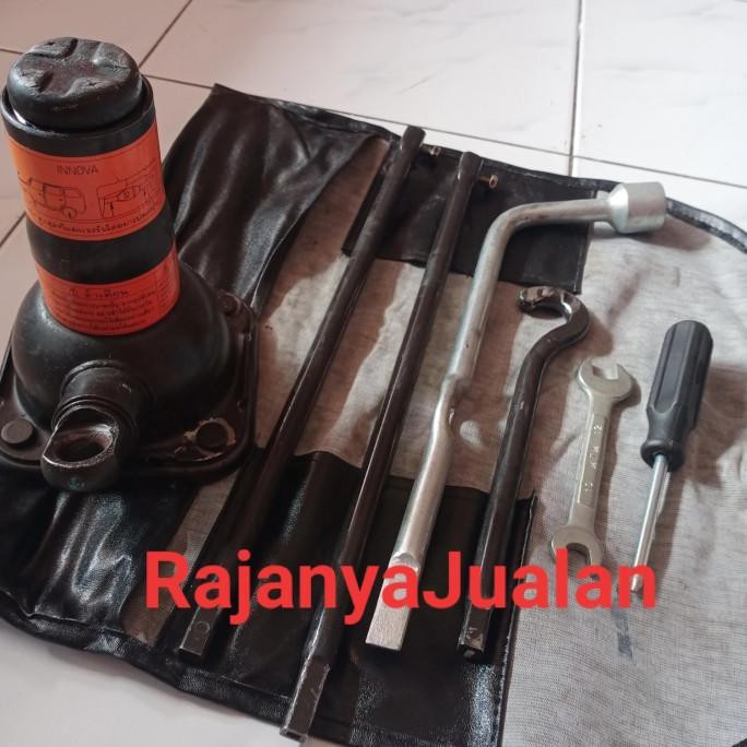Dongkrak INNOVA set Tools Komplit Toyota set Inova dongkrak