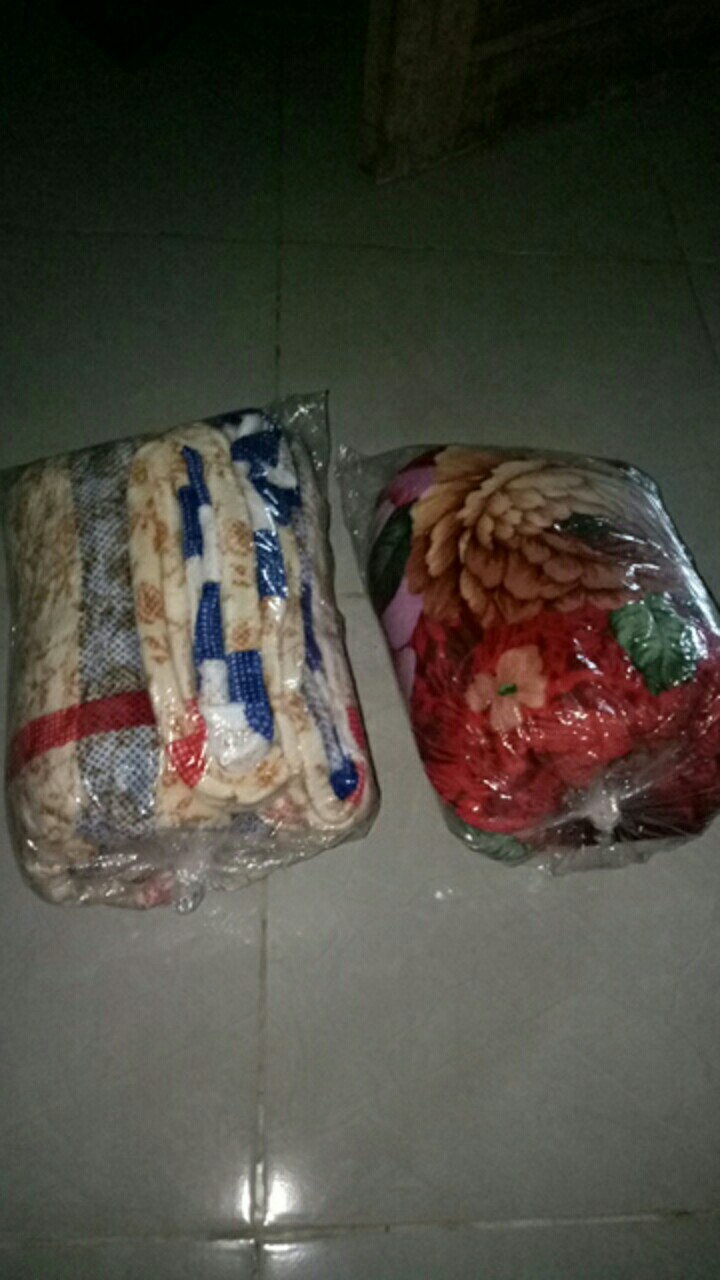 Selimut Bulu Halus Lembut Ukuran 150x200 Tebal 600gr Motif Dewasa Impor Murah