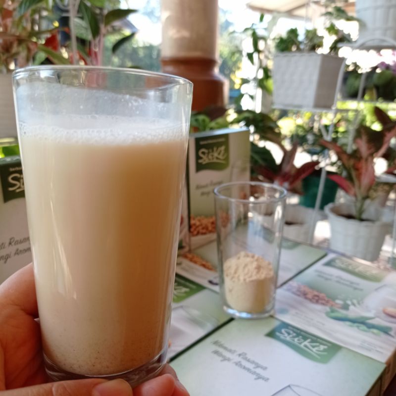 

Serbuk kedelai SuKe, minuman kaya manfaat dengan rasa lezat