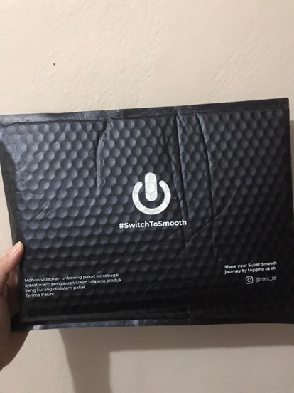 Relx Bundle Essential Black Device And Pods