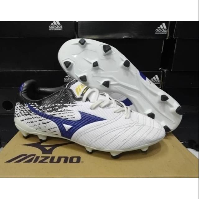 mizuno football terbaru