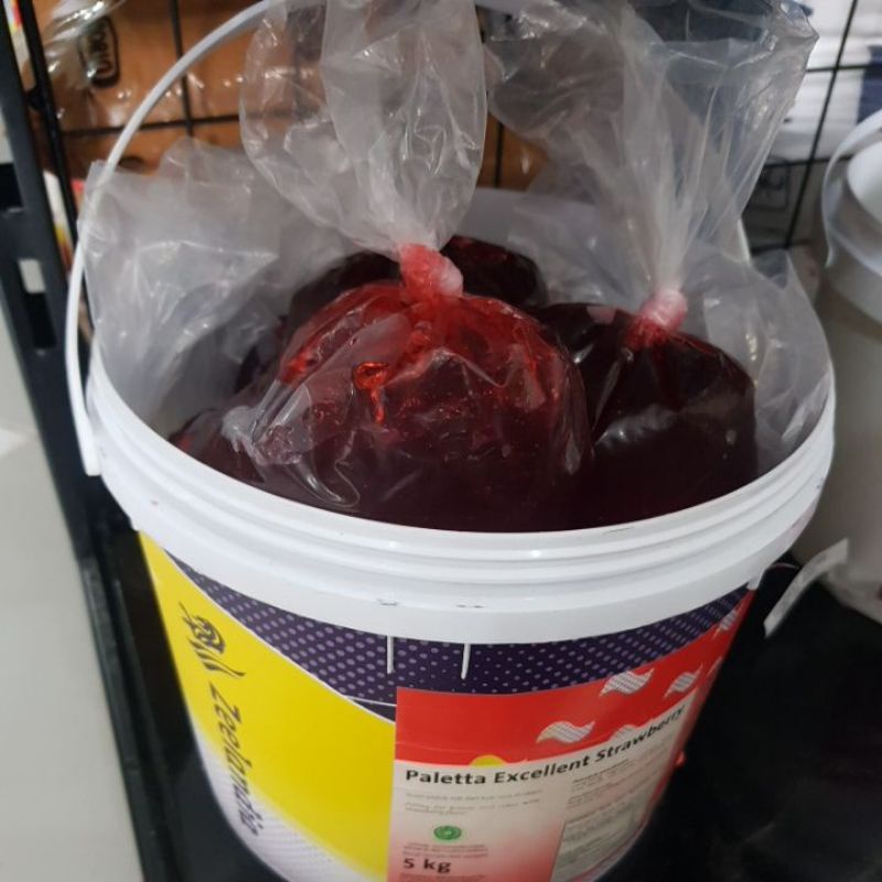 

selai strawberry dan blueberry paletta repack 250gr