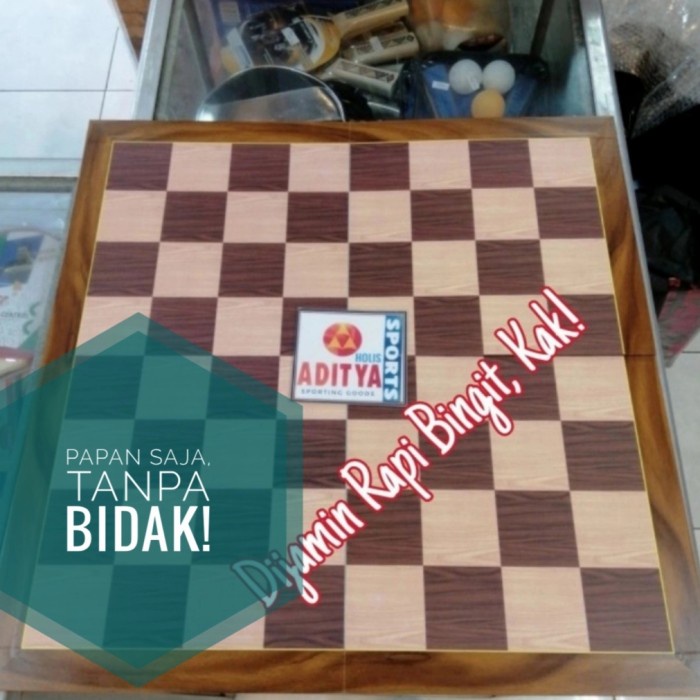 PAPAN CATUR LIPAT 4 SAJA TANPA BIDAK MOTIF KAYU STANDAR PERCASI