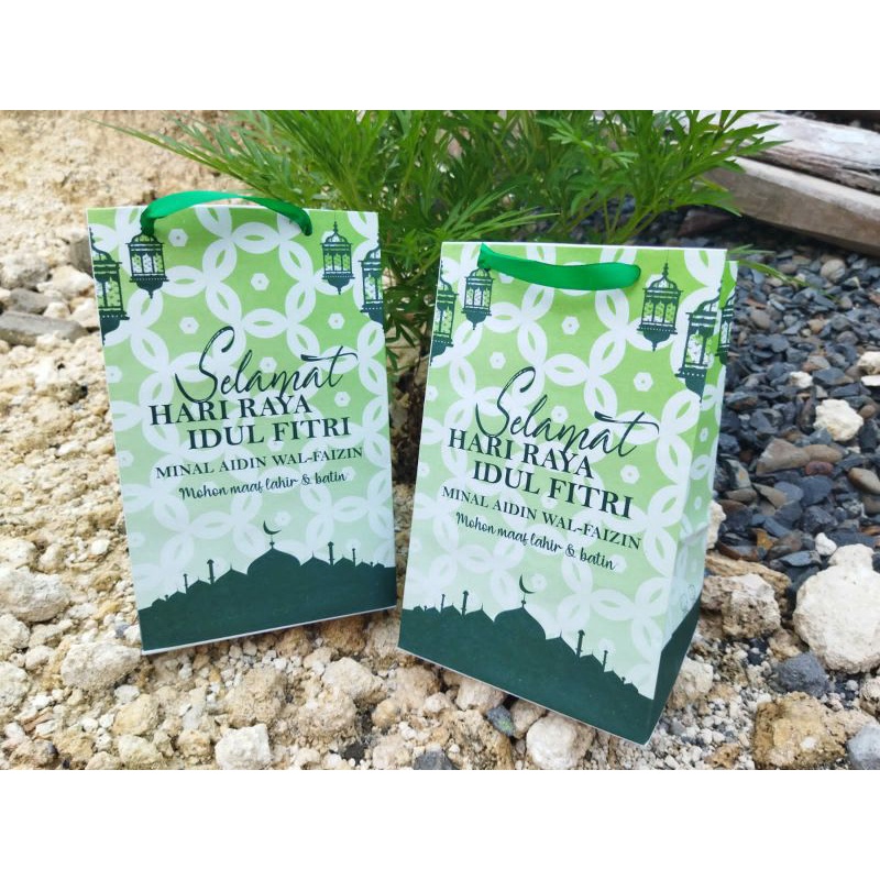 

PAPERBAG KUKER LEBARAN 500 gr BAHAN KRAFT PUTIH FULL PRINTING