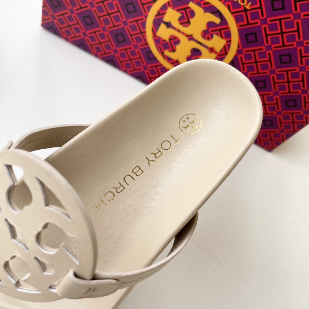 STB22-06   ToryBurch  New TB classic wide foot bed flip-flops flat shoes  xie  STB22-09   STB22-08   STB22-04