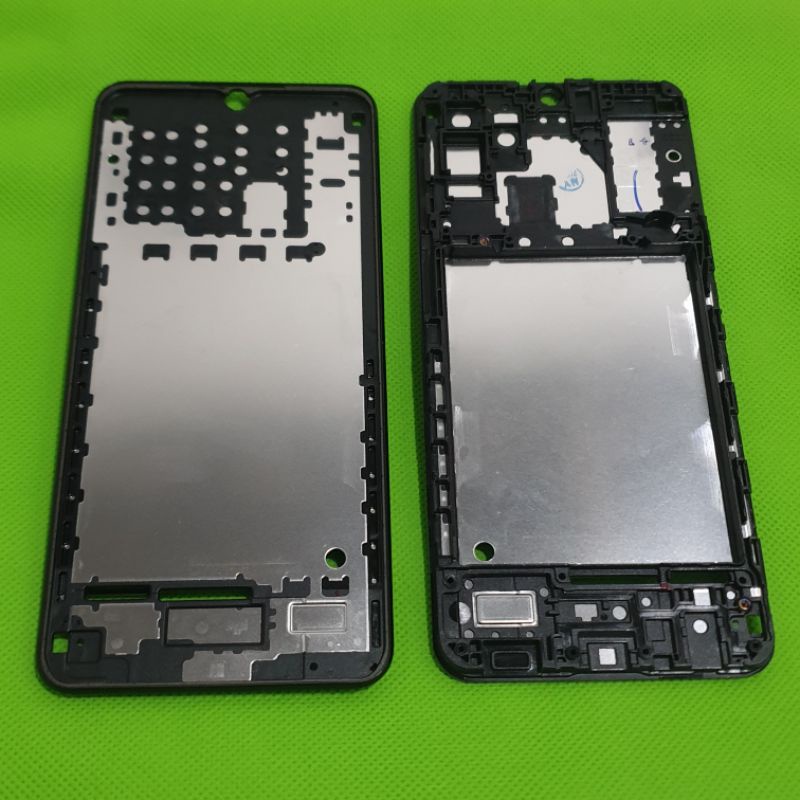 frame tulang tengah lcd samsung galaxy a32 5G a326