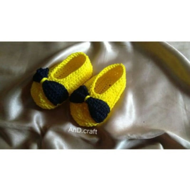 Sepatu rajut bayi / sepatu bayi / sepatu rajut / sepatu prewa