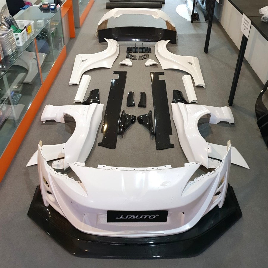 VARIS full bodykit for Toyota FT86 / BRZ