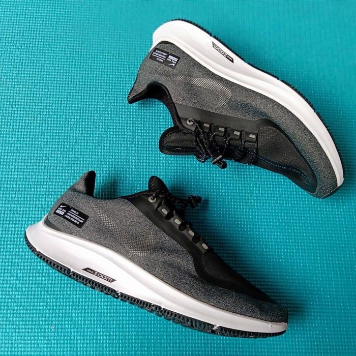 nike zoom water repellent