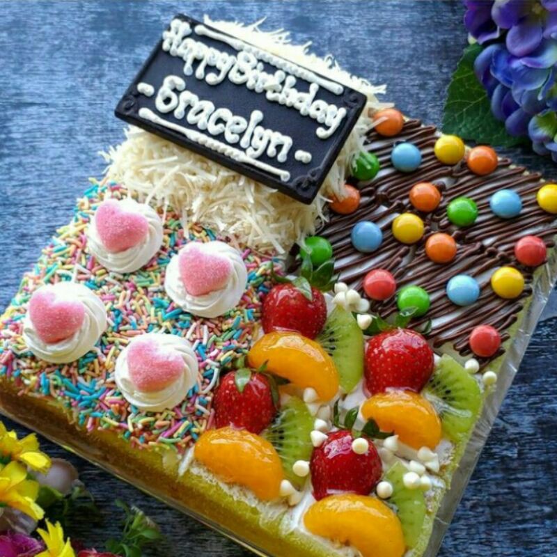 

Hampers lebaran BOLU JADUL POTONG/LAPIS SURABAYA POTONG BOGOR/Cake ultah simple