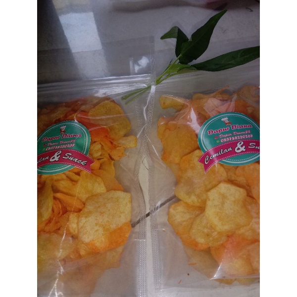 

keripik kentang balado dan original