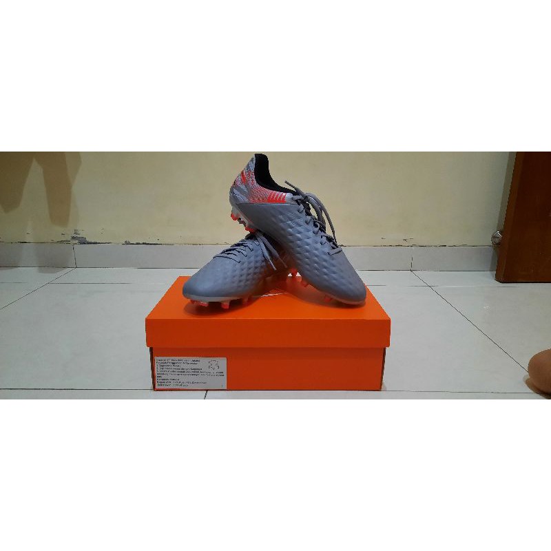 SEPATU BOLA NIKE TIEMPO LEGEND 8 ACADEMY IC FG BOMBER GRAY