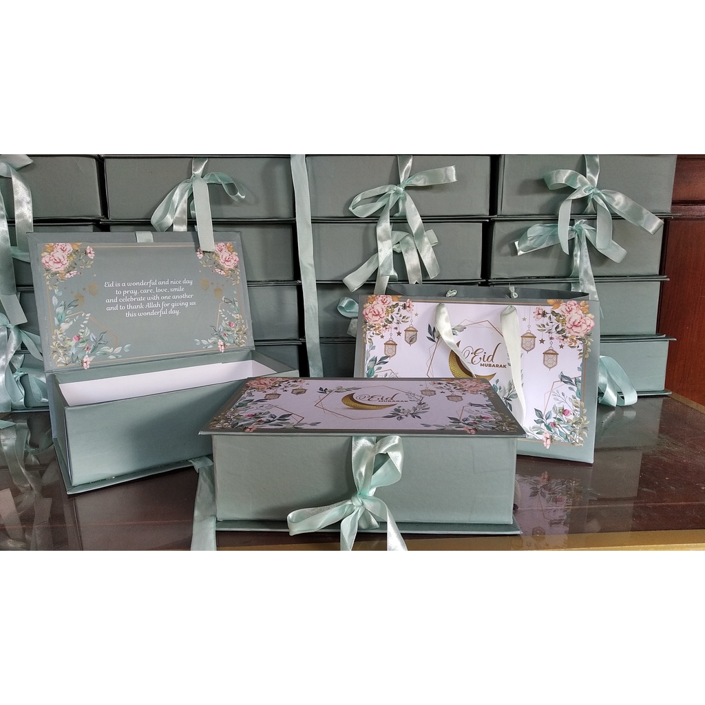 

Hardbox hampers ukuran 25 x 25 x 10