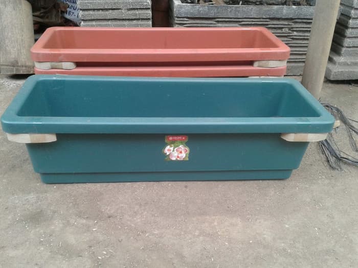 pot plastik panjang 20x50cm
