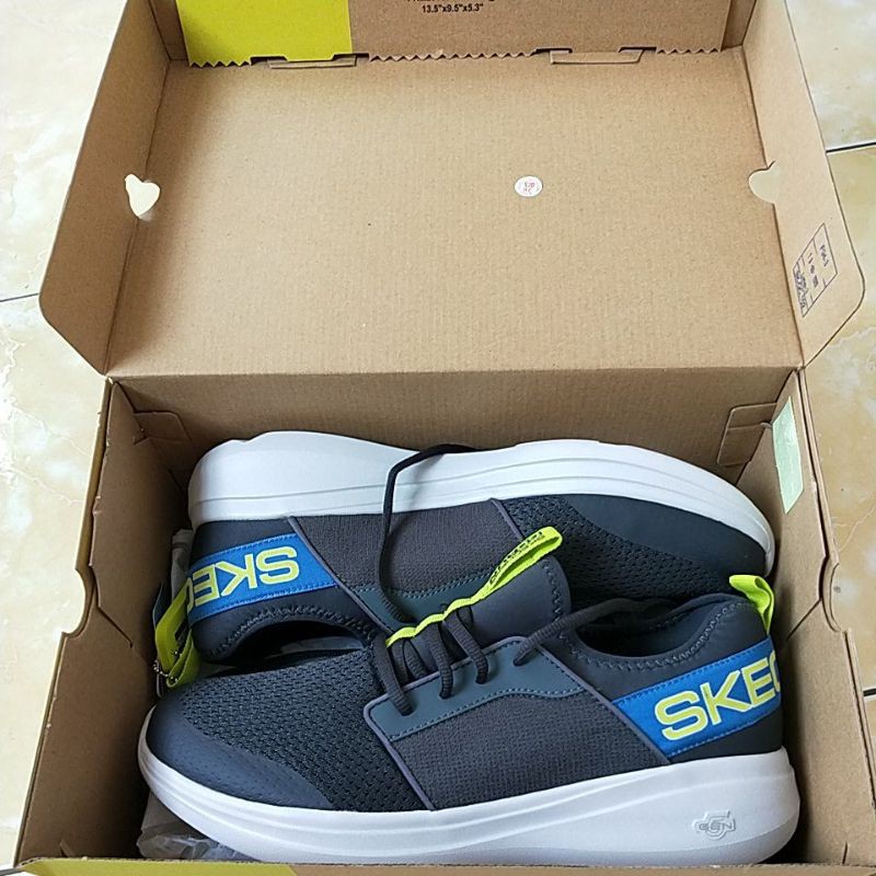 Sepatu SKECHERS Performance GO RUN FAST - STEADFAST 55109/CCMT