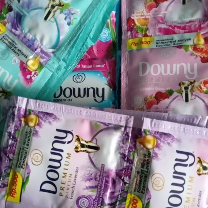DOWNY PEWANGI PAKAIAN PREMIUM PARFUM