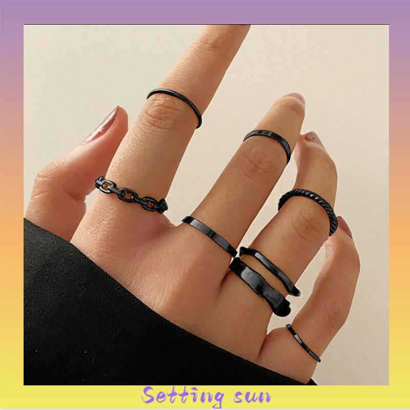 7pcs Cincin Korea Hitam Gaya Punk Aesthetic Cincin Titanium Pria Keren Untuk Wanita Ring Jewelry TN