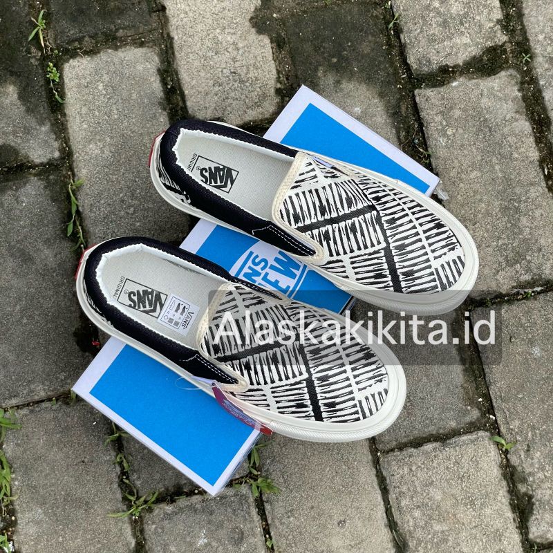 VANS SLIP ON MOMA IMPORT WAFFLE DT PRIA WANITA SEPATU VANS SLOP PRIA WANITA