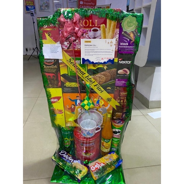 

HAMPERS PARCEL LEBARAN