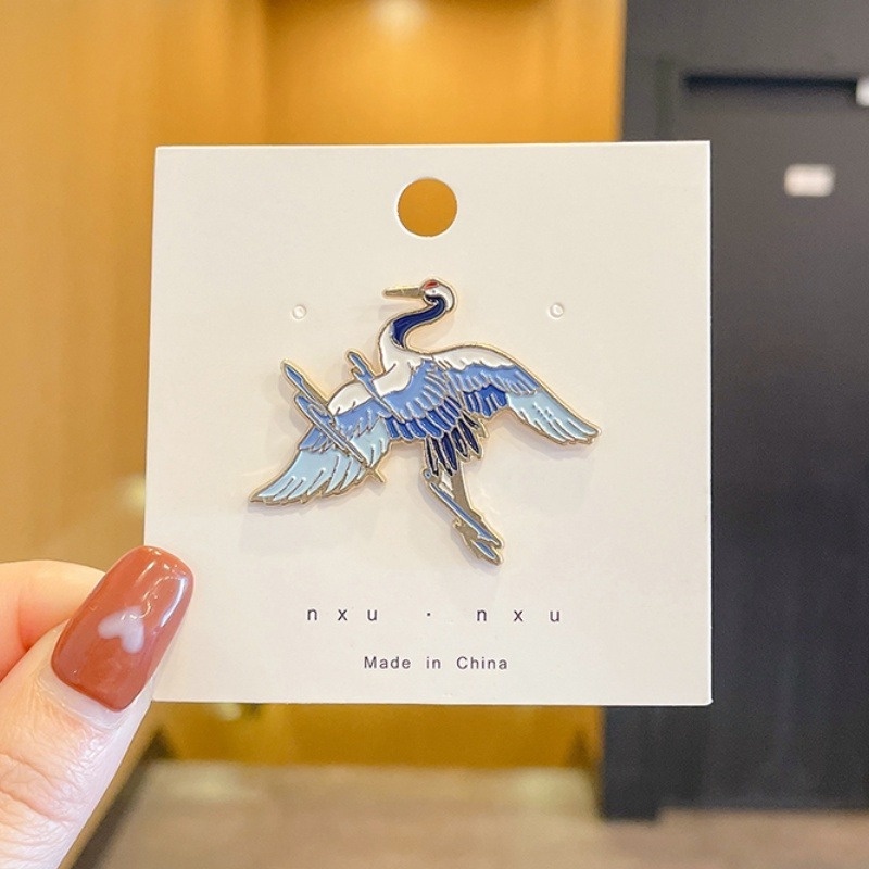 Pin Bros Bentuk Kartun Lucu Bahan Metal Untuk Aksesoris Wanita
