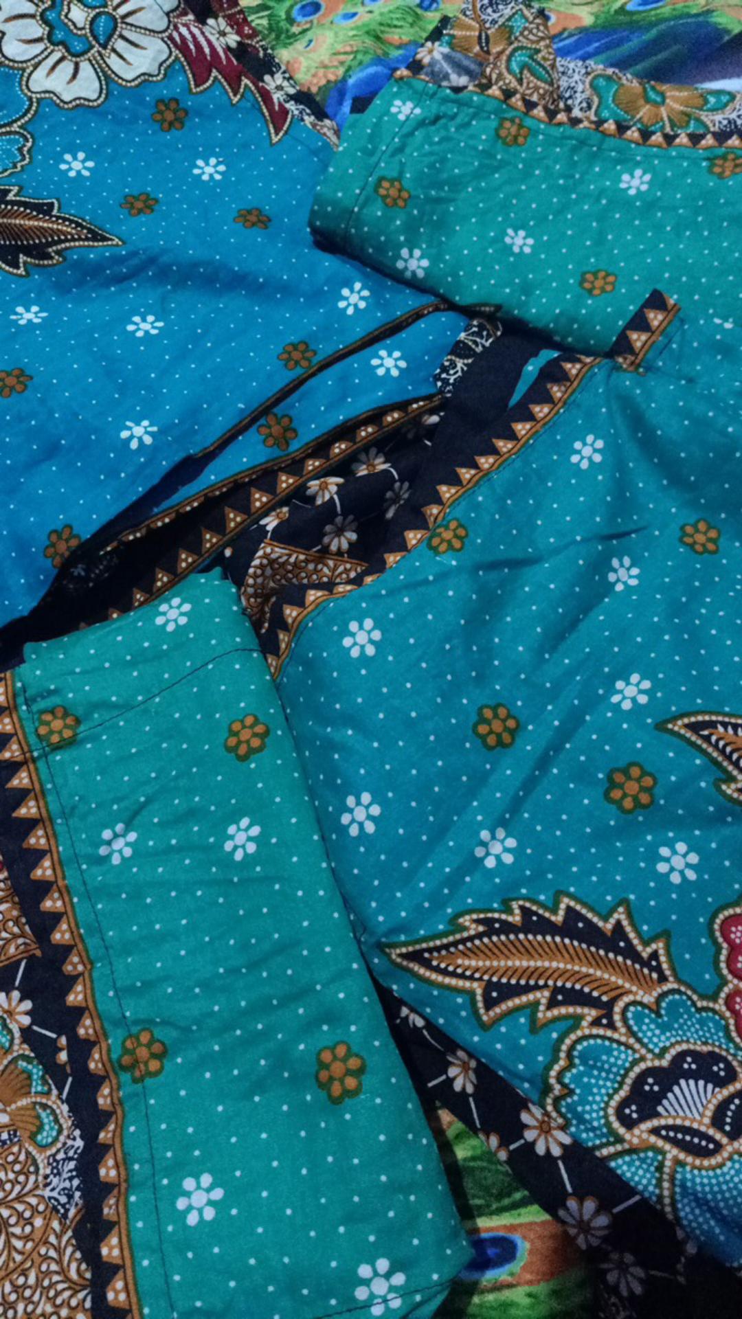 Batik Couple Keluarga Sania Ruffle Ori Ndoro Jowi Dnt Motif Sinaran Tosca