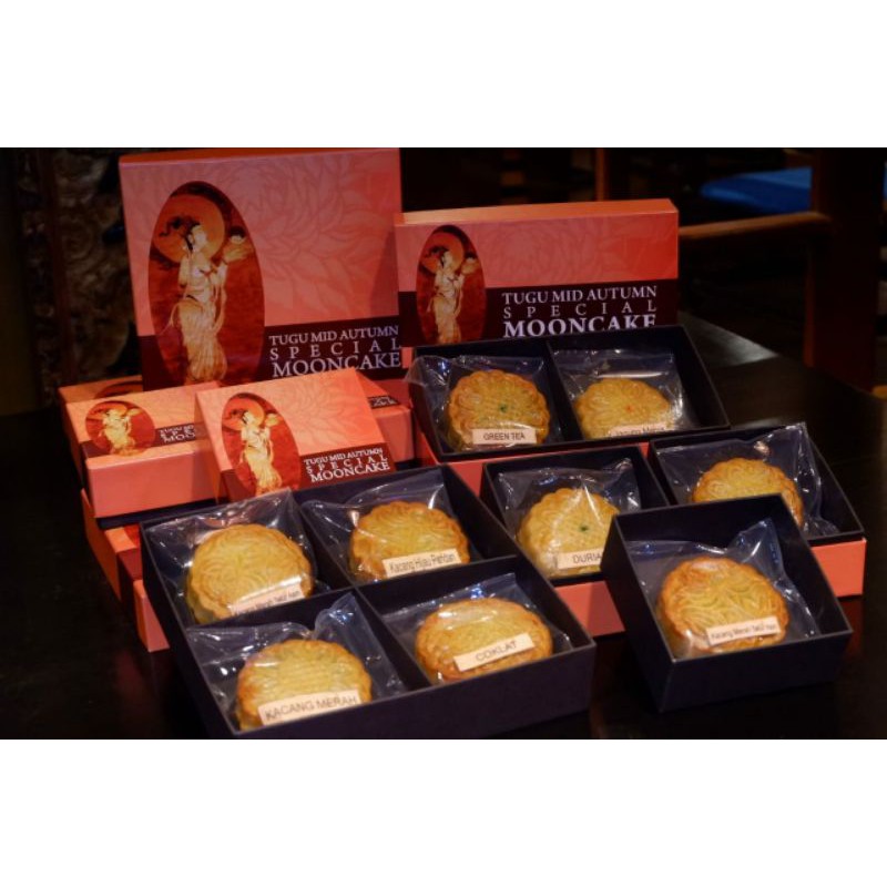 

Mooncake lotus Tugu