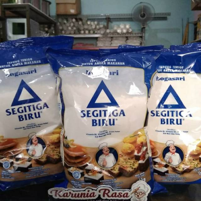 

SEGITIGA BIRU PREMIUM KEMASAN 1KG