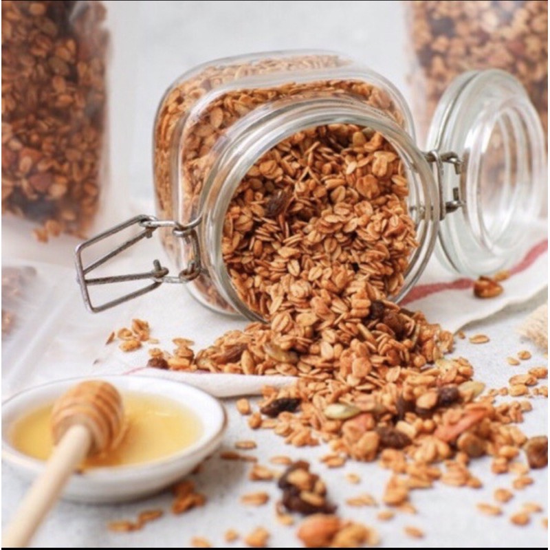 

Salutare.Bites Honey Cinnamon Granola 100gr- Almond, Cashew, Pumpkin Seed, Raisins-NO SUGAR