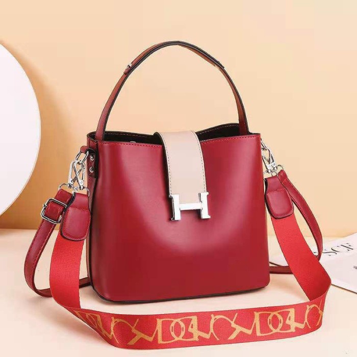 Tas Selempang Wanita Besar Tas Selempang Wanita Rantai Tas Wanita Tas Selempang BISA COD REAL PICT T