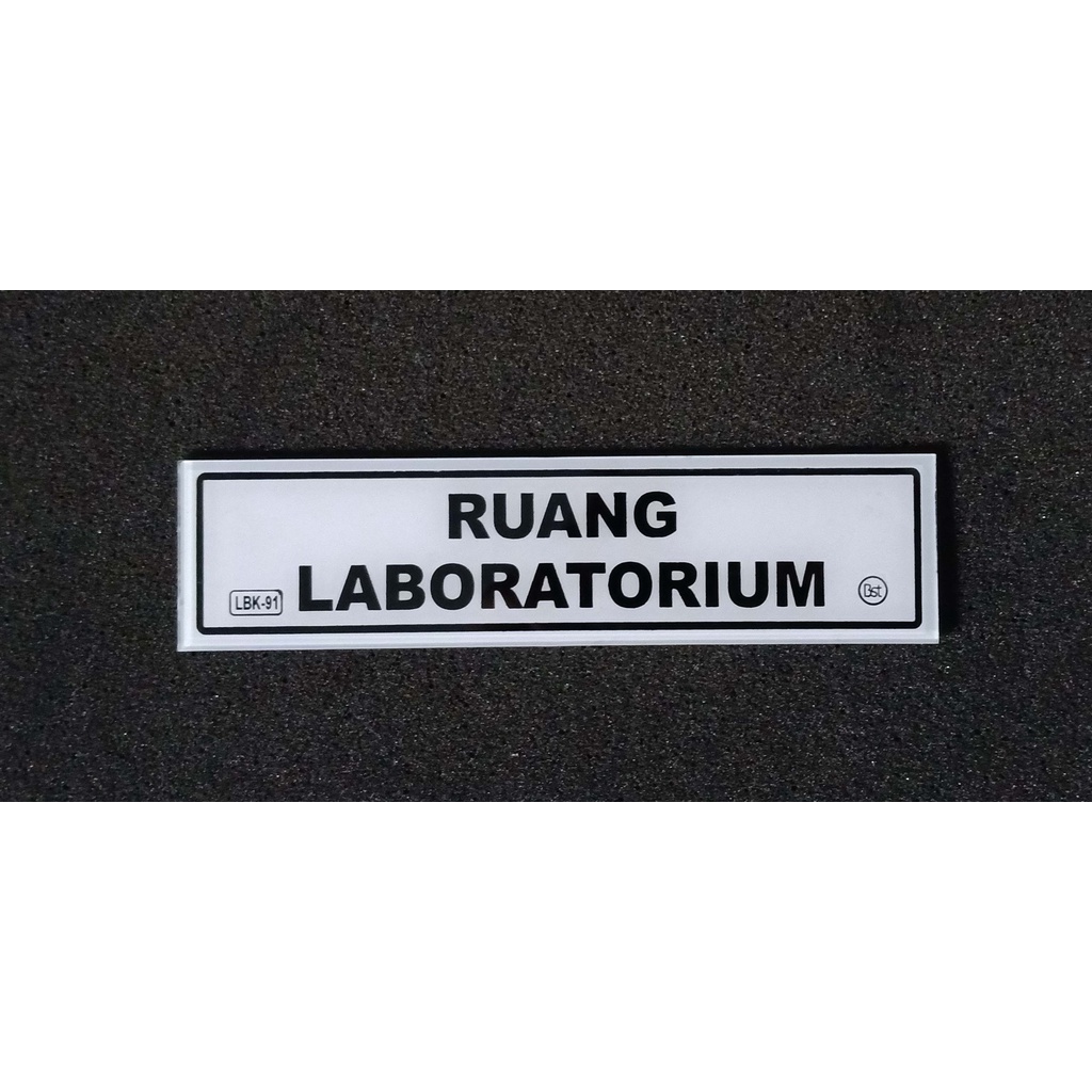 

Label Akrilik Ruang Laboratorium