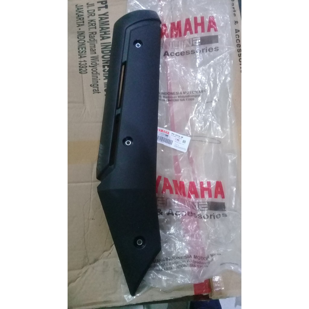 COVER TUTUP KNALPOT ORIGINAL YAMAHA VIXION NVL,NVA/PROTECTOR MUFFLER 1PA-E4718-00